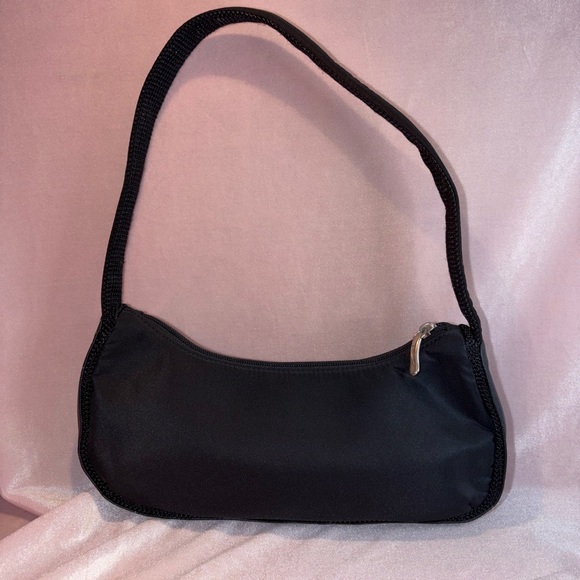 Authentic Vintage Nike Nylon Black Baguette Bag - Picture 6 of 6